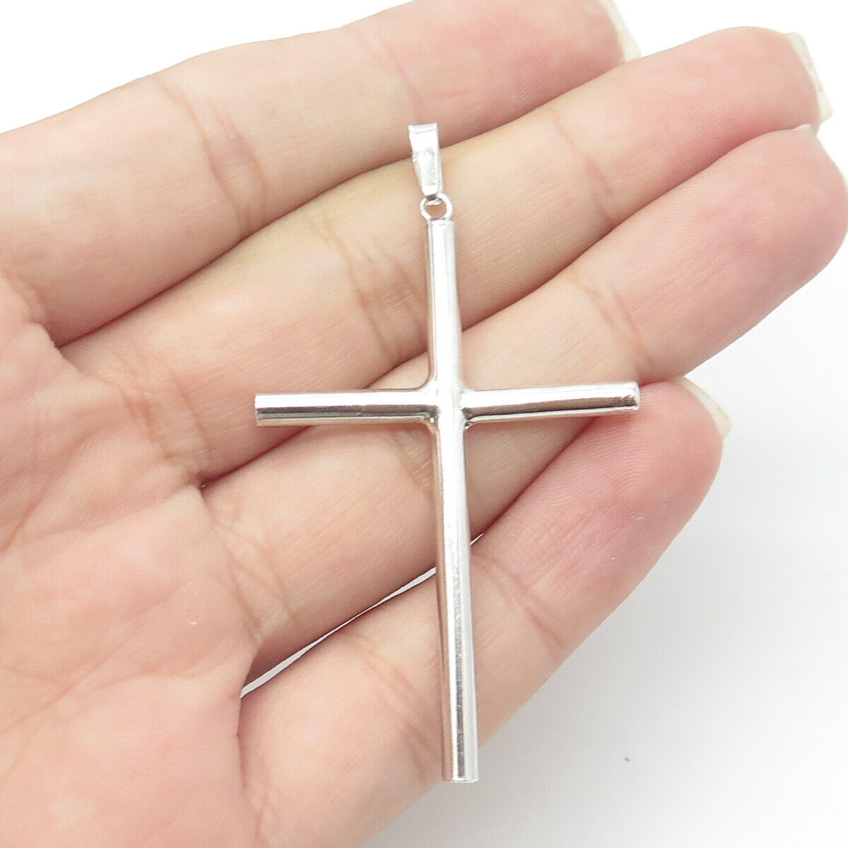 925 Sterling Silver Vintage Classic Cross Pendant