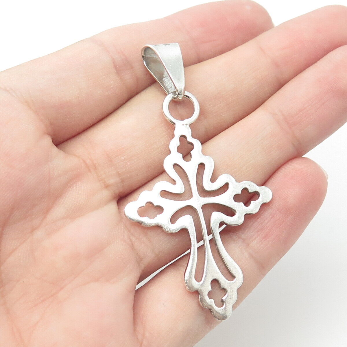 925 Sterling Silver Vintage Mexico Ornate Cross Pendant