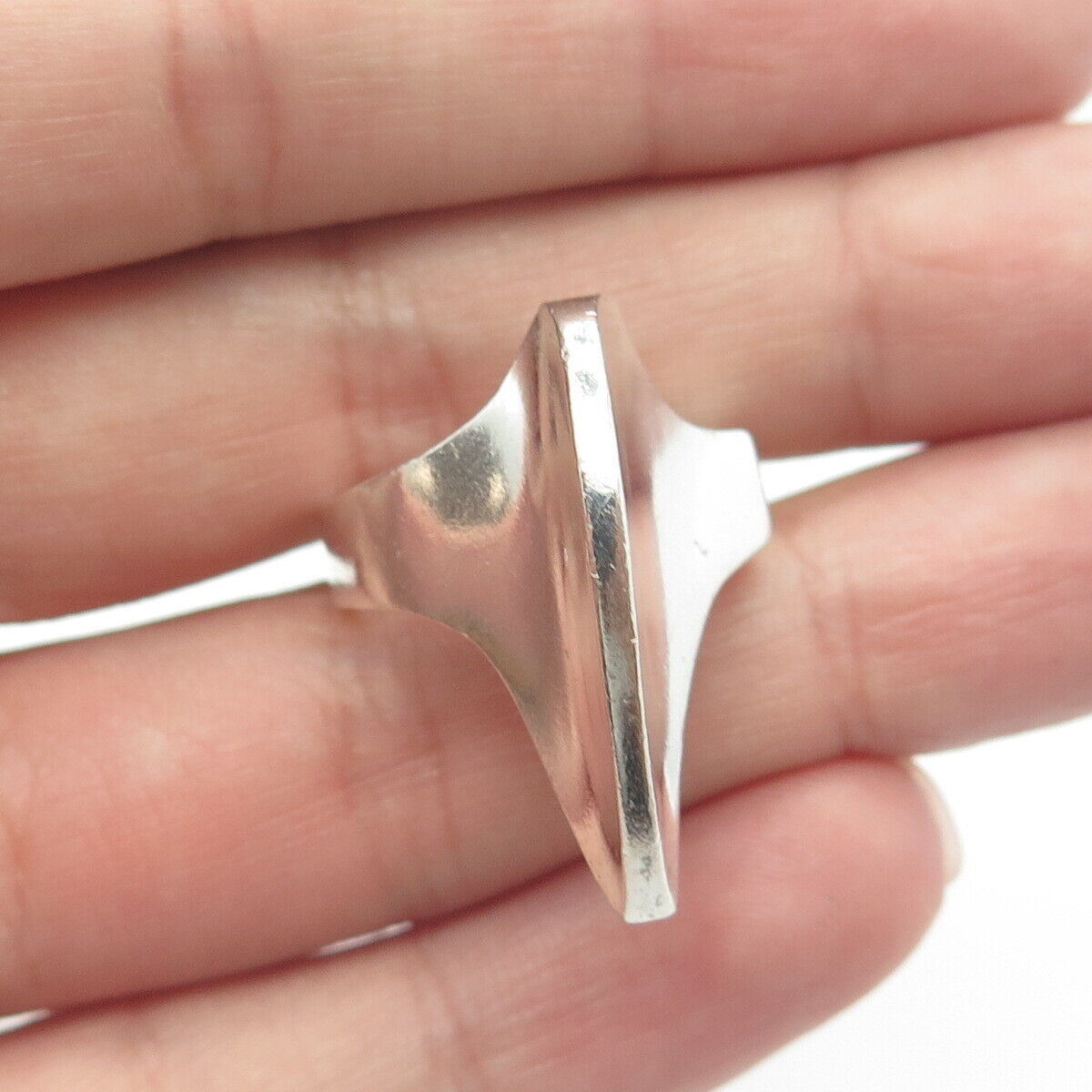 925 Sterling Silver Vintage Modernist Ring Size 5.25