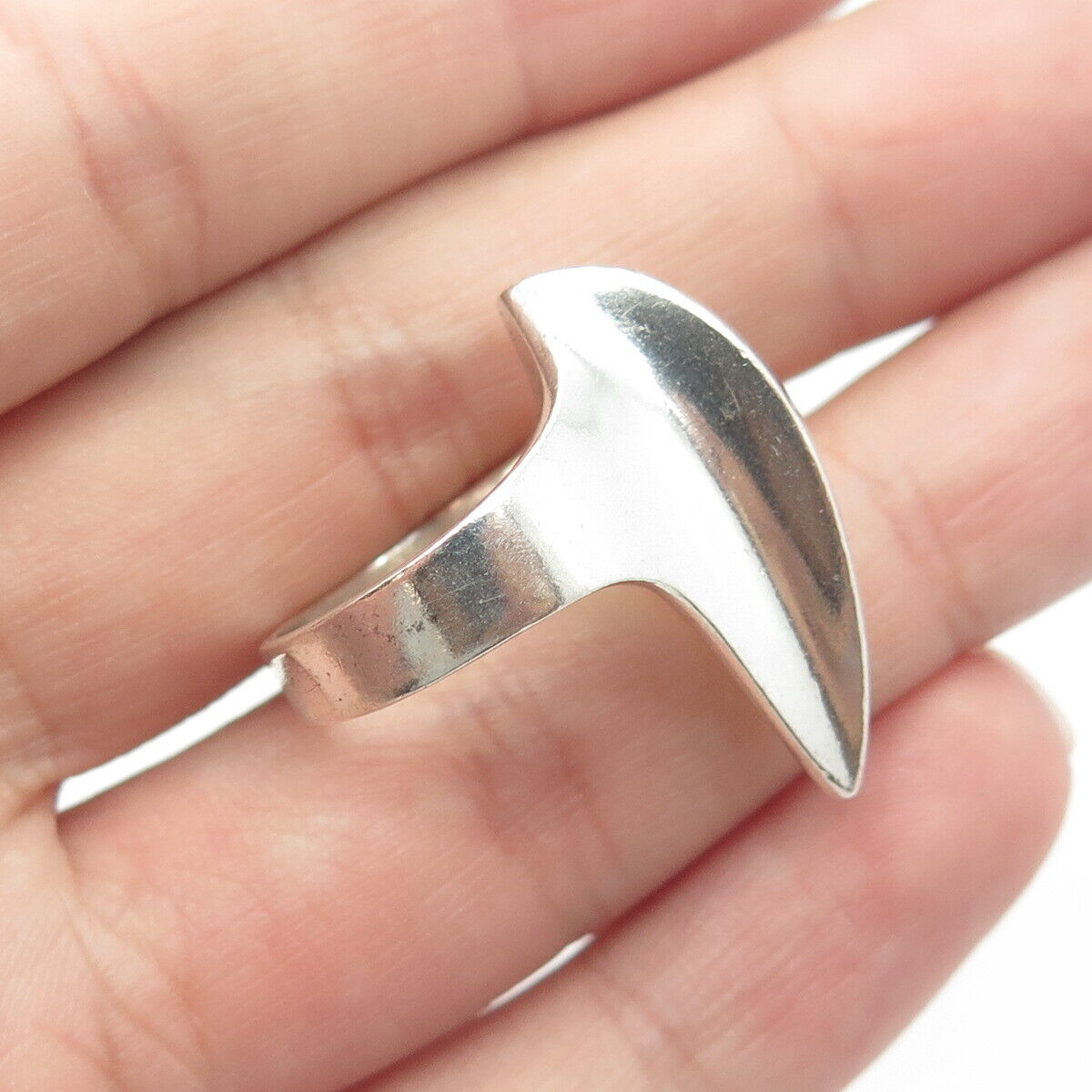 925 Sterling Silver Vintage Modernist Ring Size 5.25