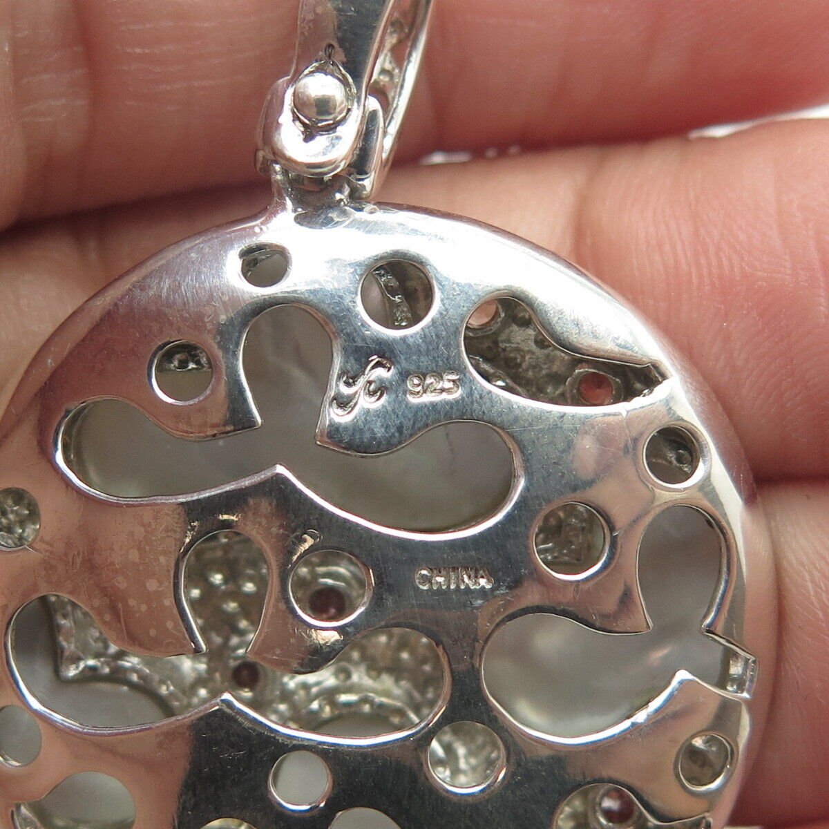 925 Sterling Silver Real White Topaz & Mother-of-Pear Cloud Round Pendant