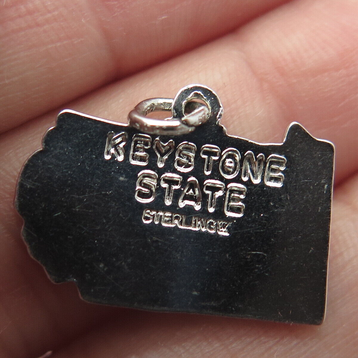 WELLS 925 Sterling Silver Vintage Enamel Pennsylvania Keystone State Map Pendant