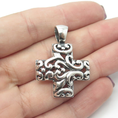 925 Sterling Silver Vintage Ornate Cross Pendant