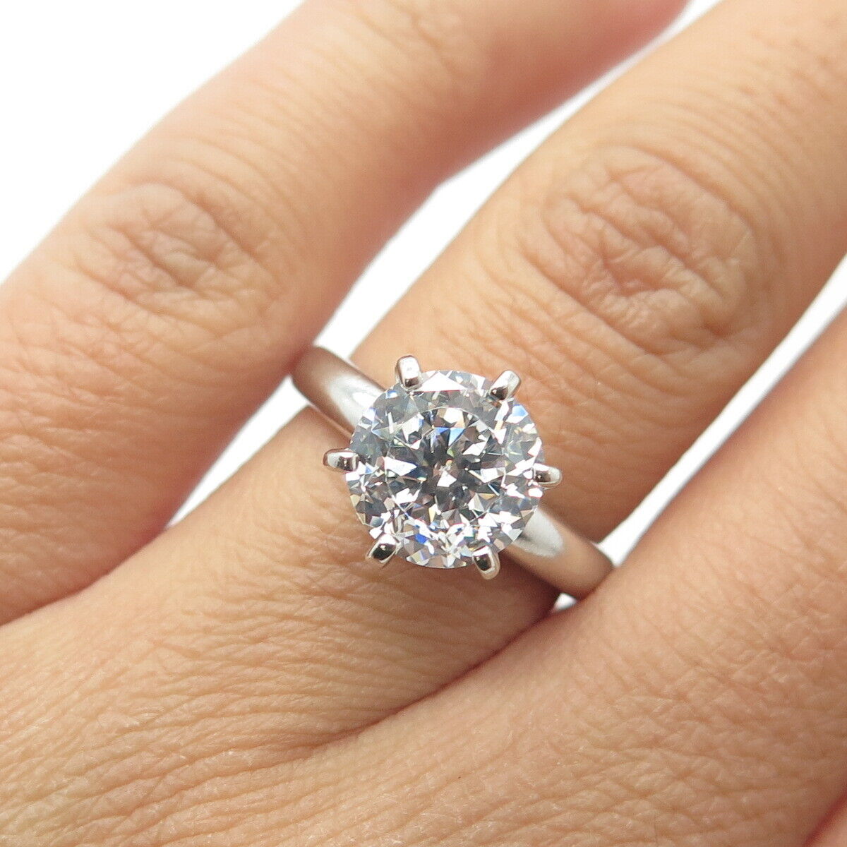 925 Sterling Silver Full Round-Cut White C Z Engagement Ring Size 6