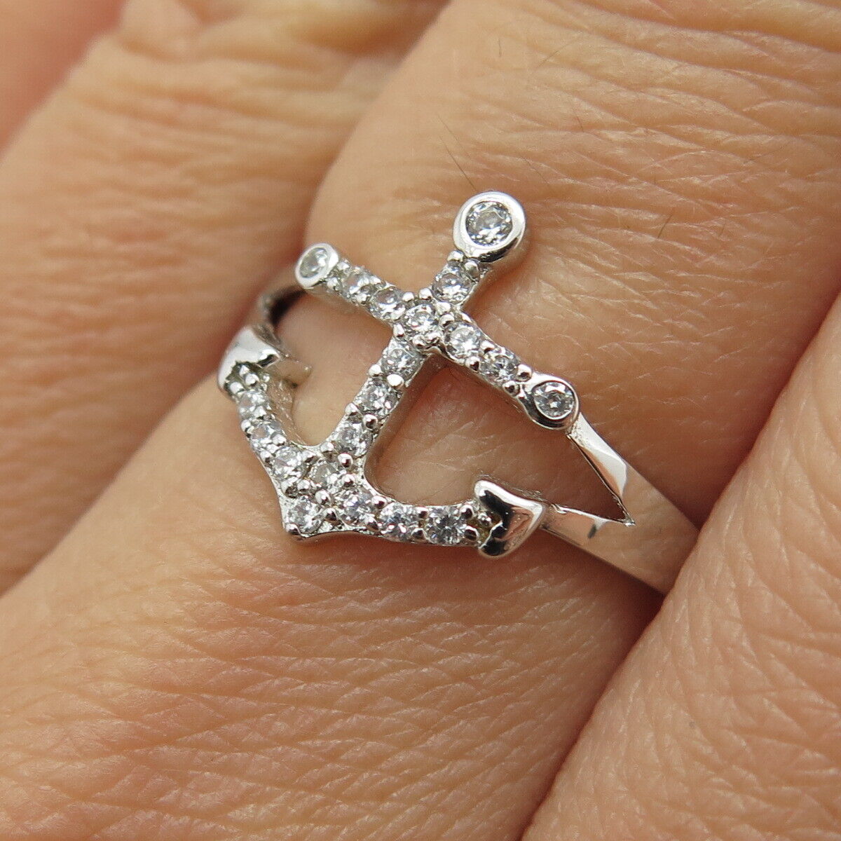 925 Sterling Silver Round-Cut C Z Anchor Ring Size 6.75