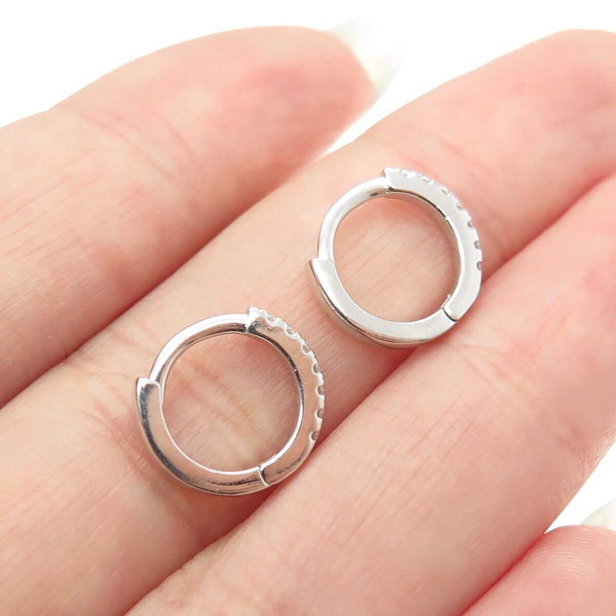 925 Sterling Silver Round-Cut C Z Hoop Earrings