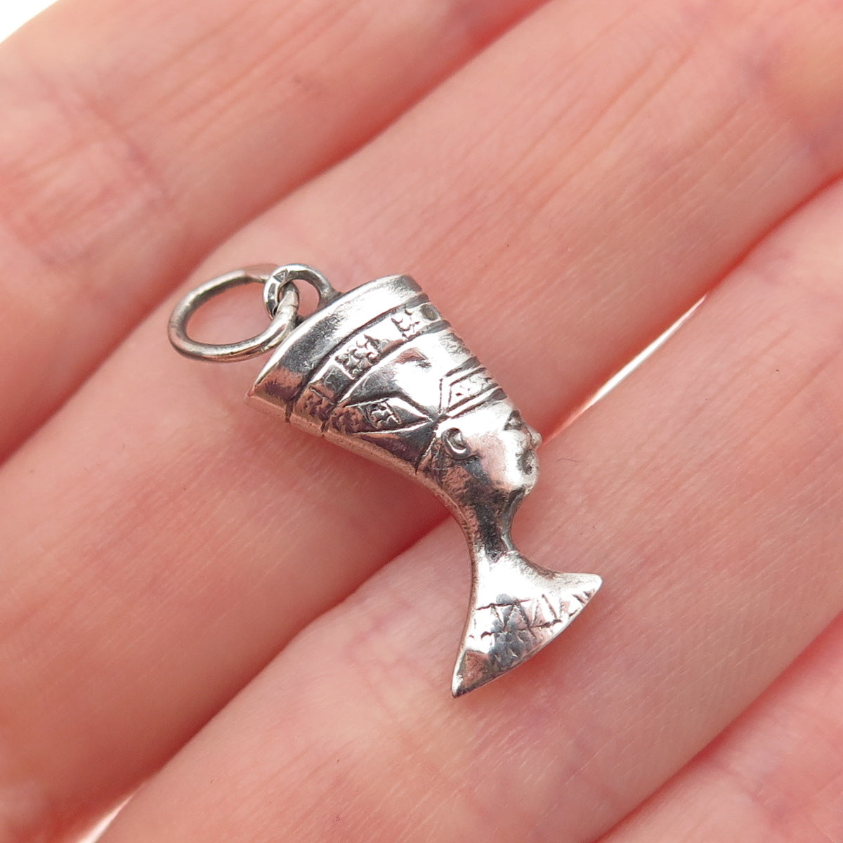 925 Sterling Silver Vintage Egyptian Nefertiti Oxidized Mini Charm Pendant