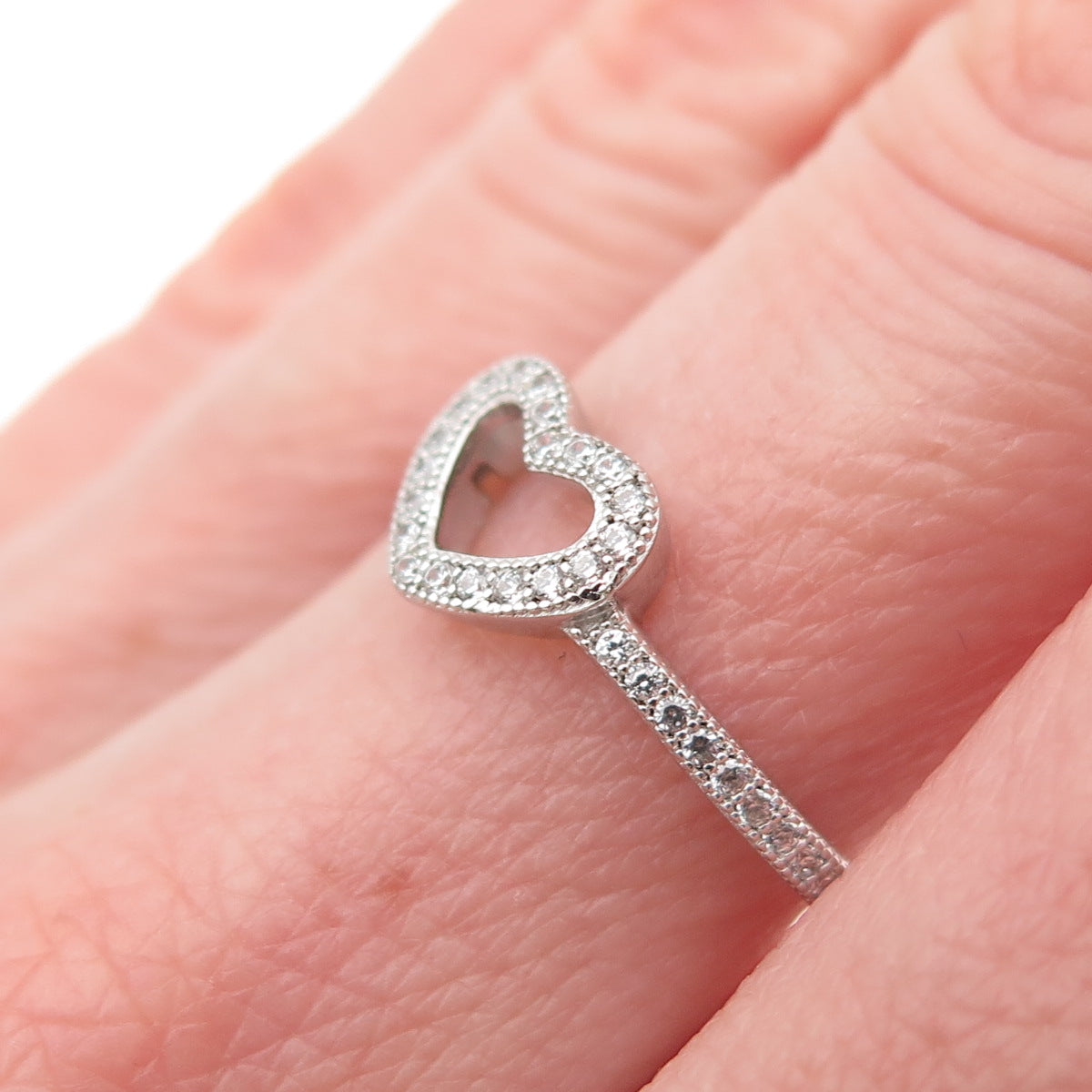 925 Sterling Silver Round-Cut C Z Heart Ring Size 7