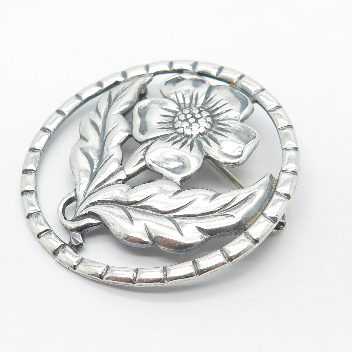 925 Sterling Silver Vintage Round Floral Pin Brooch