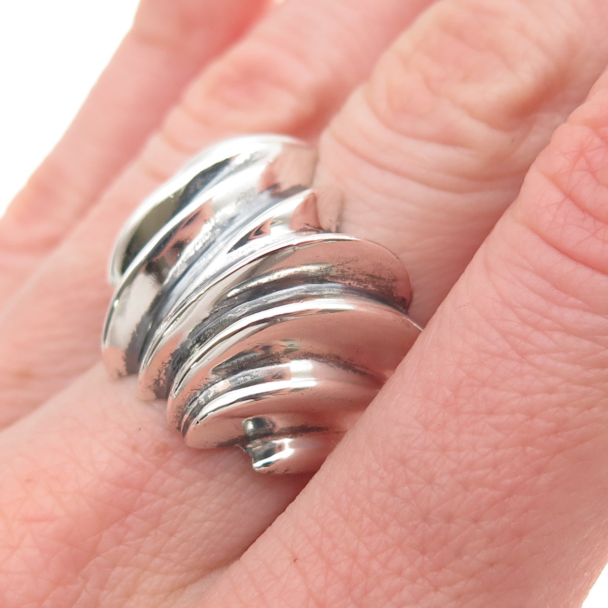 925 Sterling Silver Vintage Mexico Modernist Ribbed Oxidized Ring Size 6.25