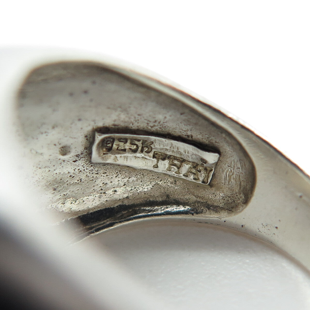 925 Sterling Silver Vintage Wavy Dome Granulated Ring Size 6.75
