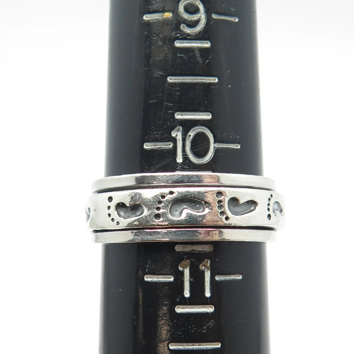925 Sterling Silver Vintage Footprint Rotating Band Ring Size 10.75