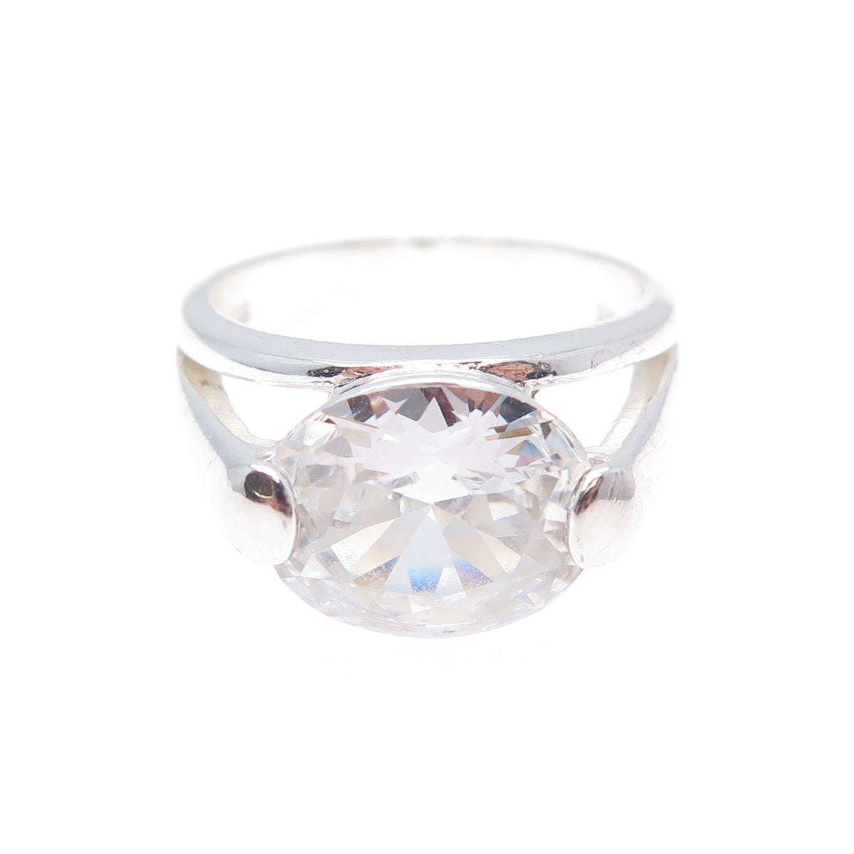 925 Sterling Silver Oval-Cut C Z Engagement Ring Size 7.25