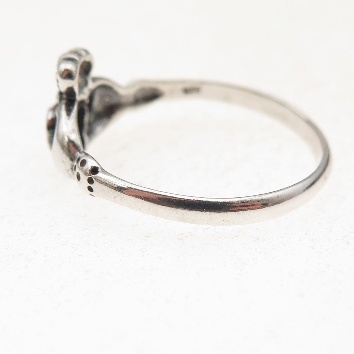 Shube Sterling Silver Vintage Real Emerald Irish Claddagh Oxidized Ring Size 10