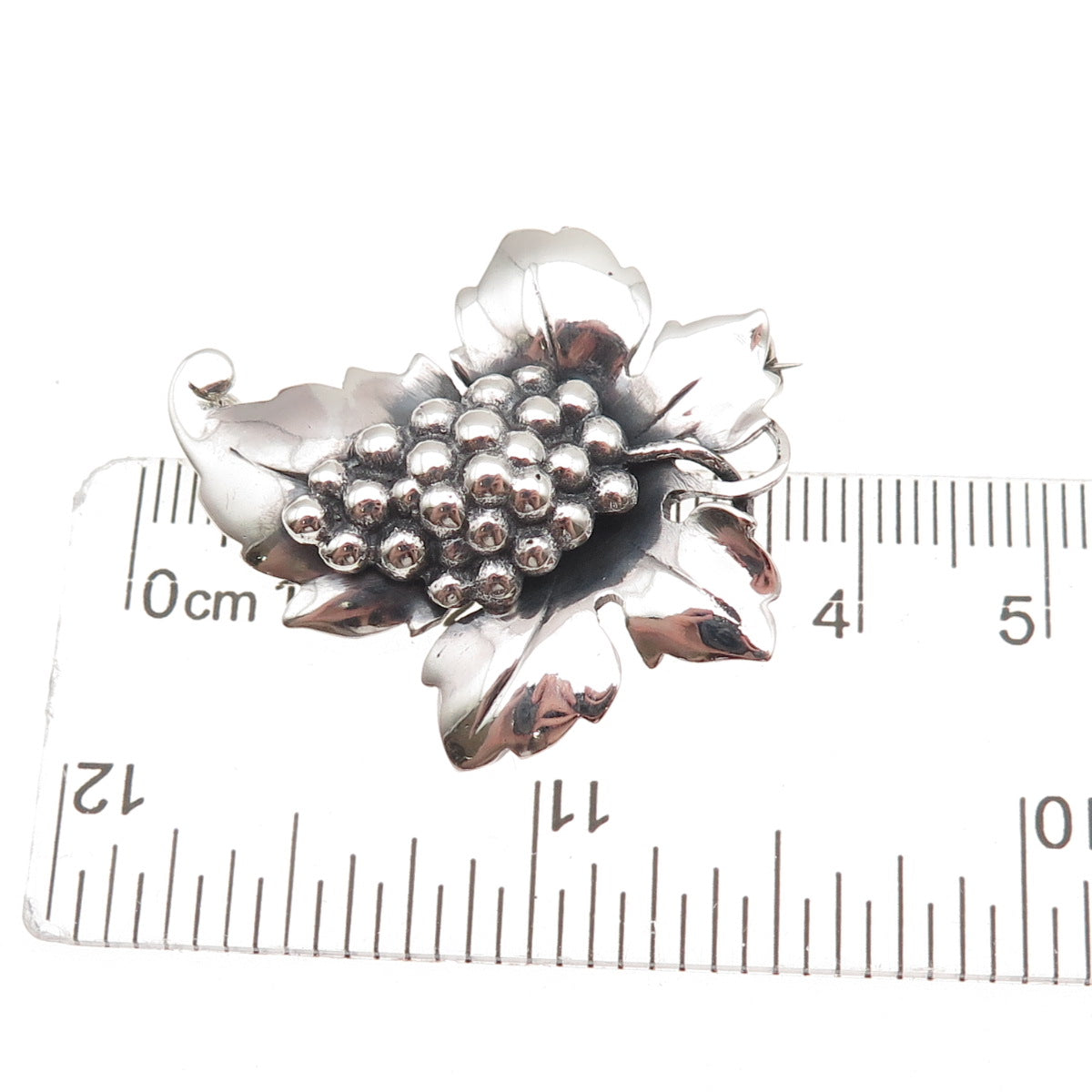 925 Sterling Silver Vintage Modernist Grape Oxidized Pin Brooch