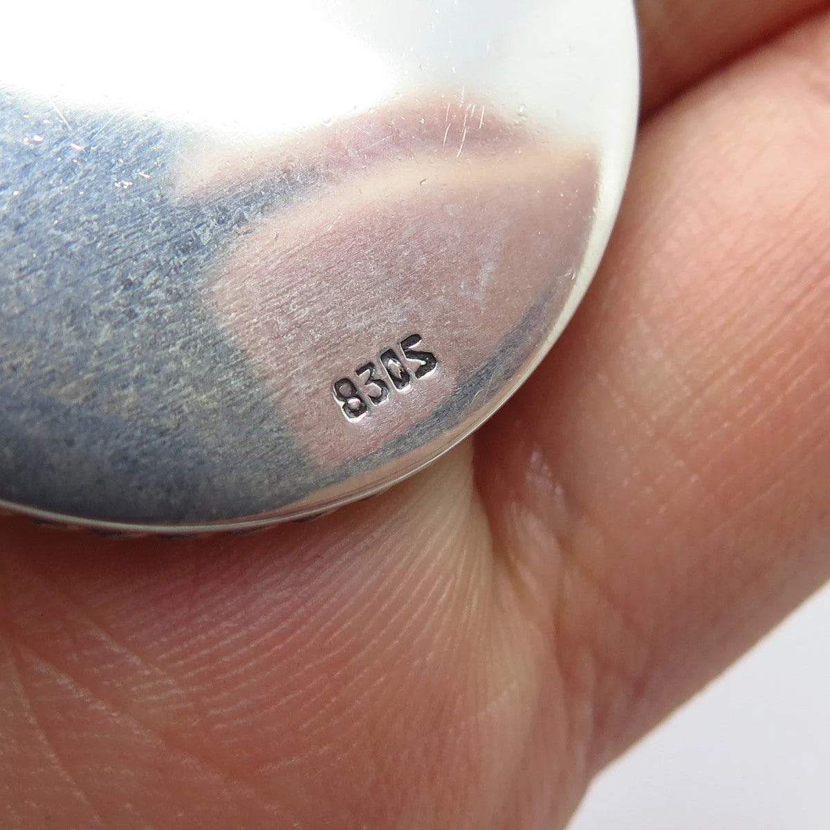 830S Silver Vintage Mainland Charm Pendant