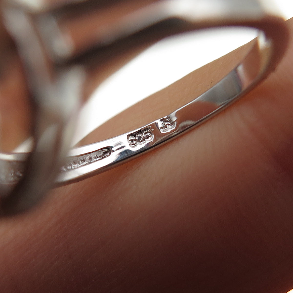 925 Sterling Silver Real Round-Cut Diamond Fleur de Lis Ring Size 6