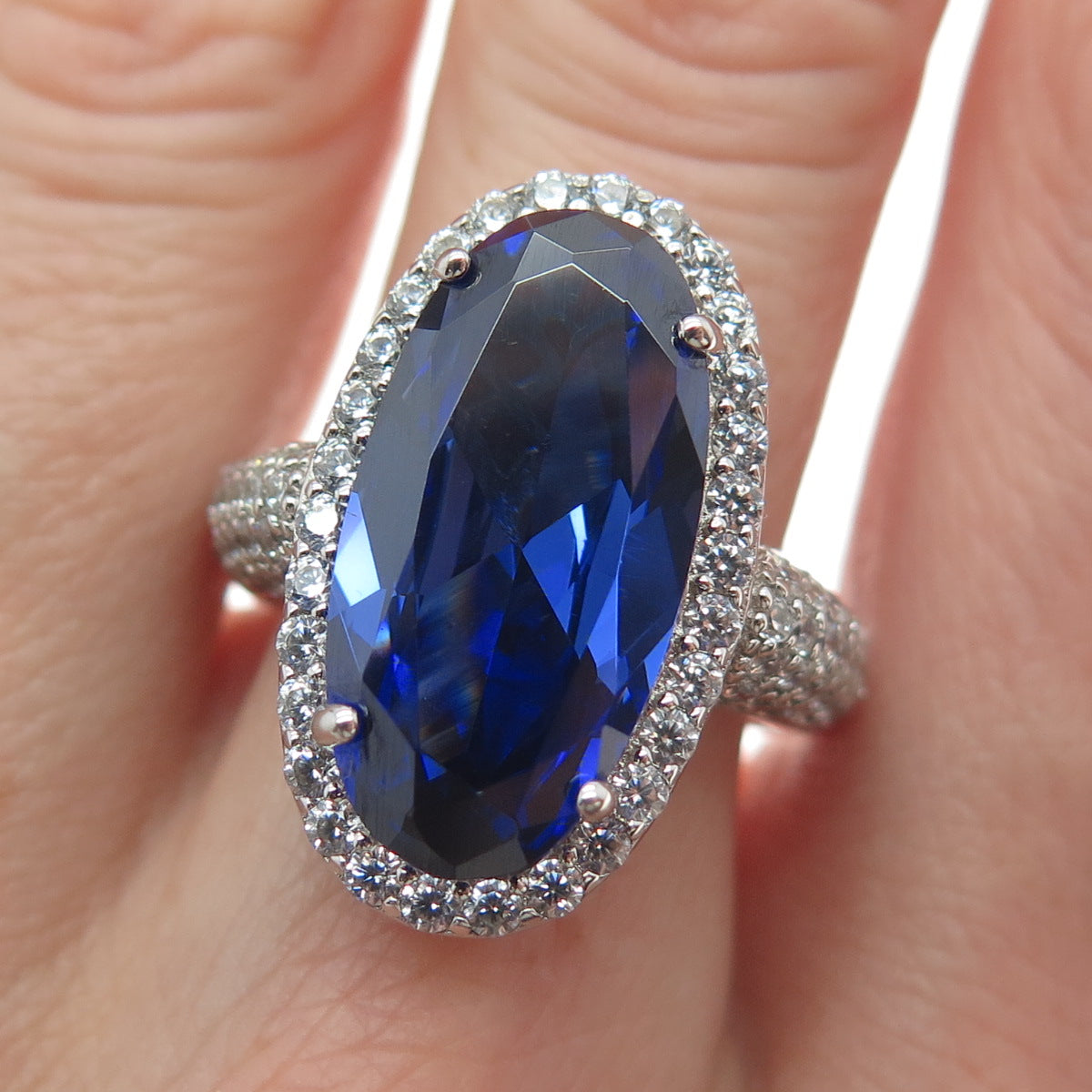CHARLES WINSTON FOR BELLA LUCE 925 Sterling Silver Blue & Whit C Z Ring Size 8.5