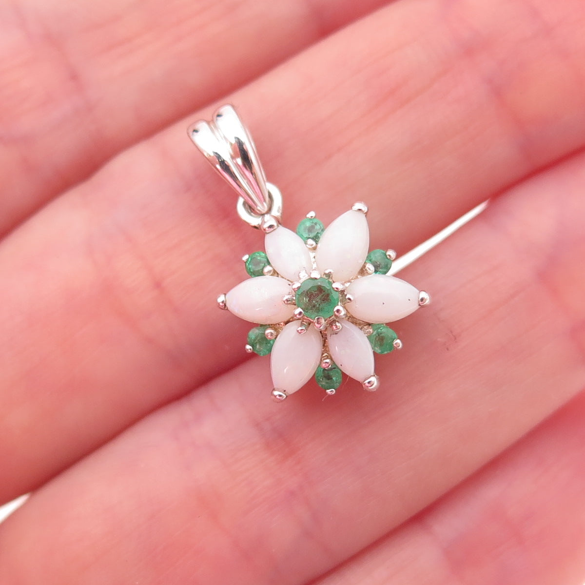 CNA Pranda 925 Sterling Silver Vintage Real Emerald & Opal Floral Charm Pendant