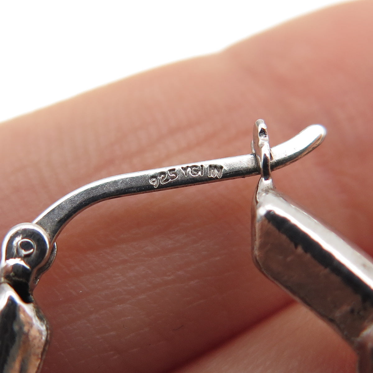 925 Sterling Silver Modernist Oval Hoop Earrings