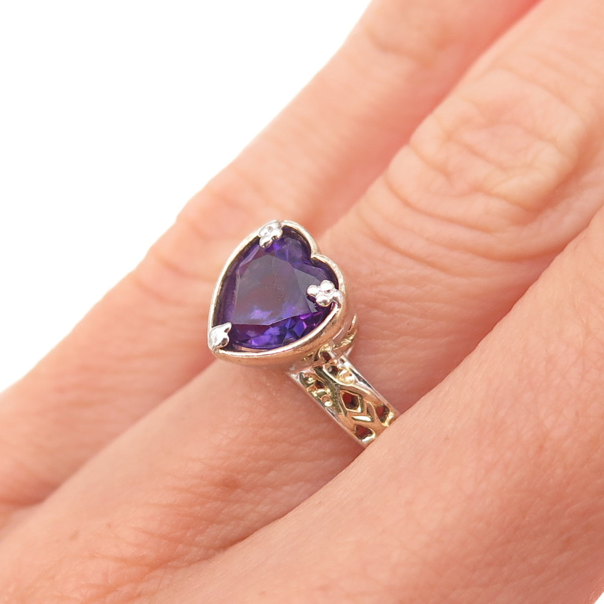 Michael Valitutti Gems En Vogue Sterling 2-Tone Amethyst Heart Ring Size 5.25