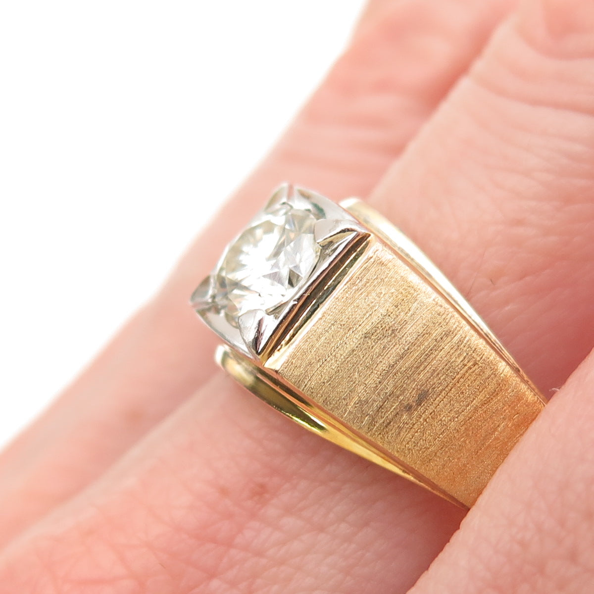 925 Sterling Silver Gold Plated Real Round-Cut Moissanite Ring Size 11