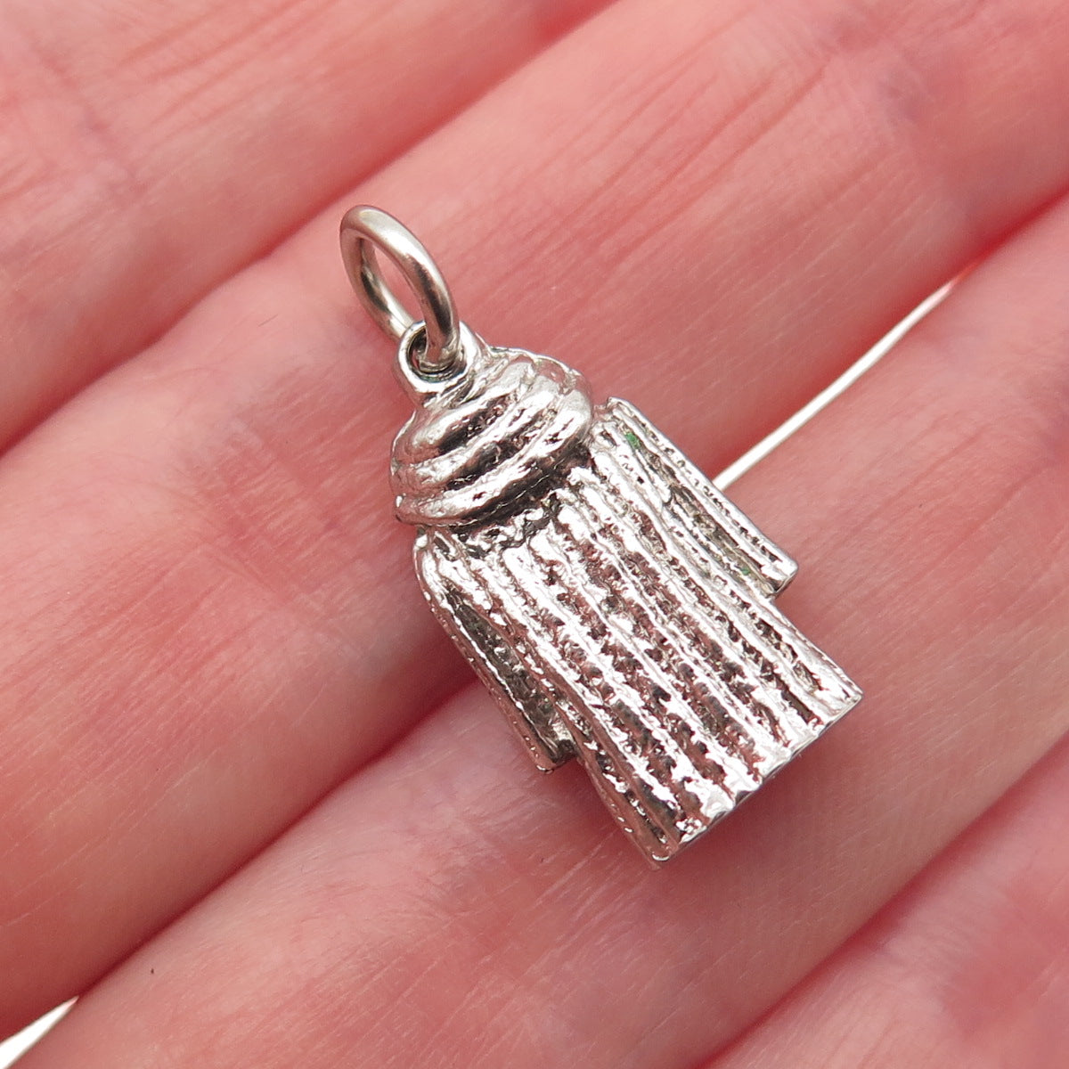 925 Sterling Silver Vintage Coat 3D Mini Charm Pendant