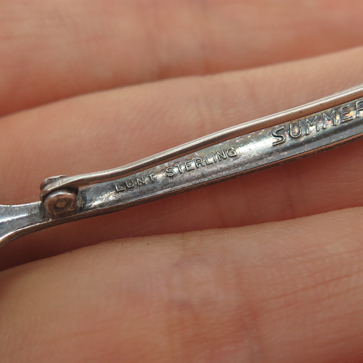 LUNT 925 Sterling Silver Vintage 1954 Summer Song Spoon Oxidized Pin Brooch