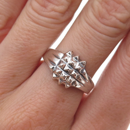 925 Sterling Silver Vintage Mexico Modernist Peak Oxidized Ring Size 7.5