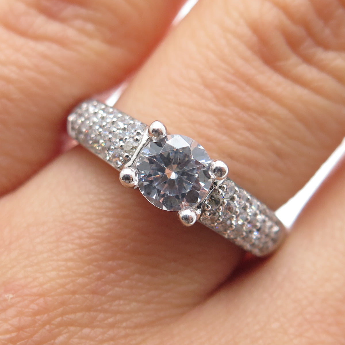 925 Sterling Silver Round-Cut C Z Engagement Ring Size 7.25