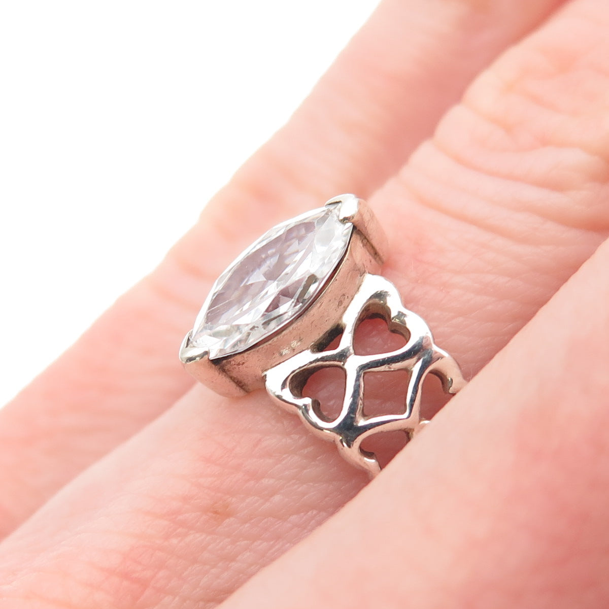 925 Sterling Silver Vintage Marquise-Cut C Z Heart Link Ring Size 6