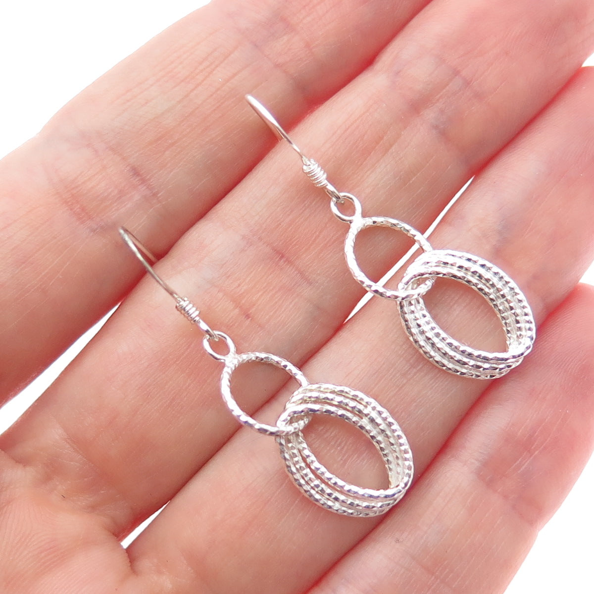 925 Sterling Silver Vintage Interlocked Oval Link Dangle Earrings