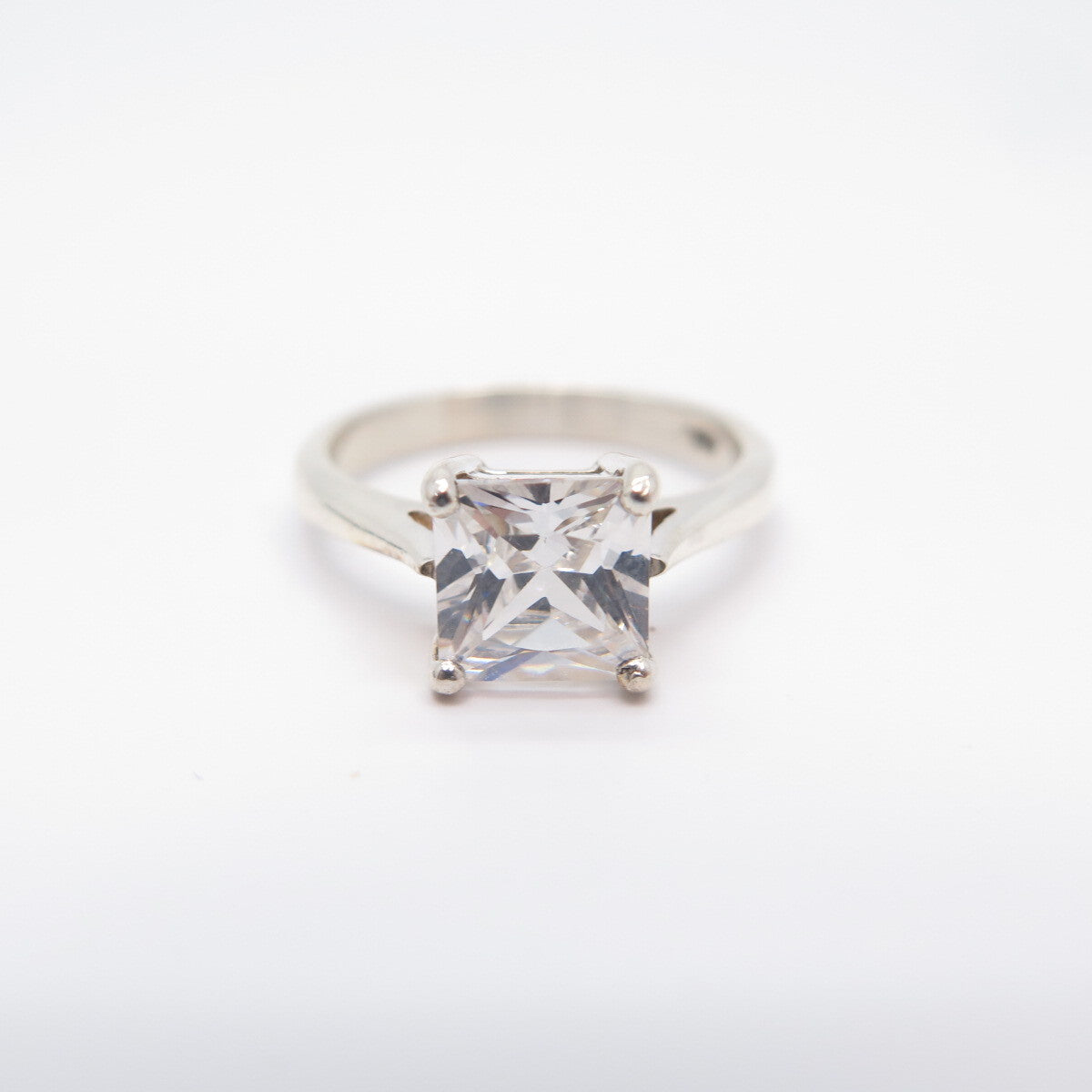 925 Sterling Silver Princess-Cut C Z Ring Size 5.75