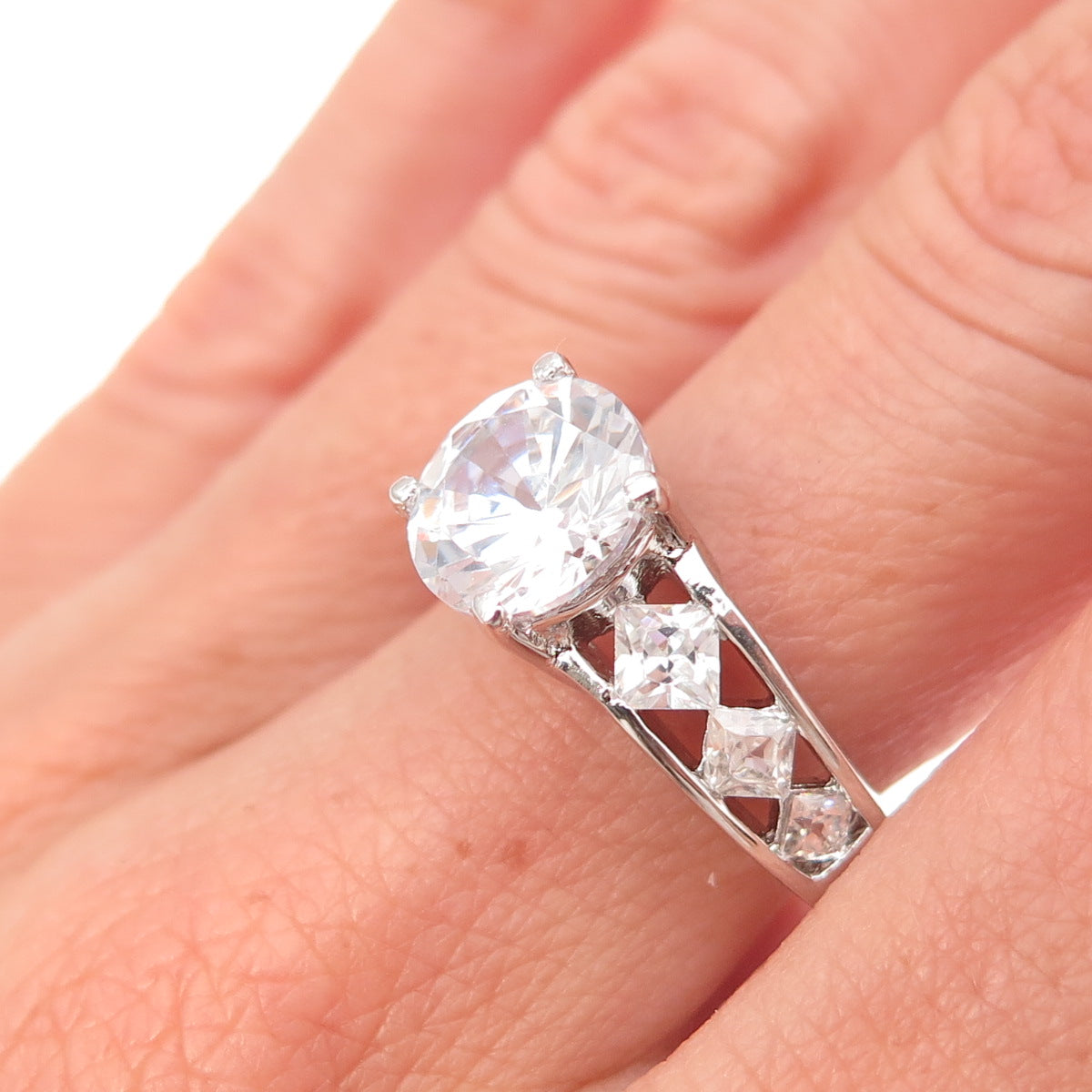 925 Sterling Silver Round & Princess-Cut C Z Engagement Ring Size 9