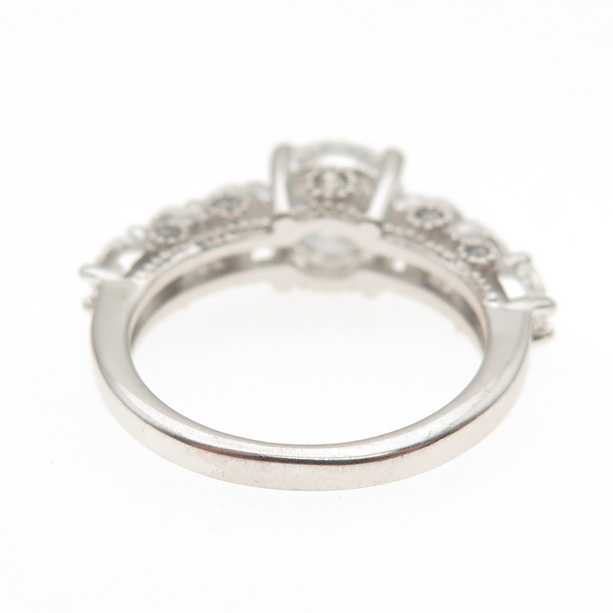 925 Sterling Silver Round-Cut C Z Engagement Ring Size 7
