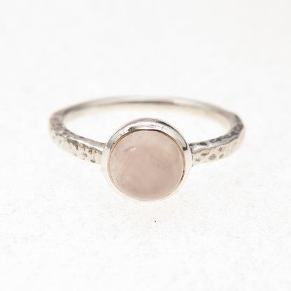 925 Sterling Silver Vintage Real Rose Quartz Hammered Ring Size 8.25