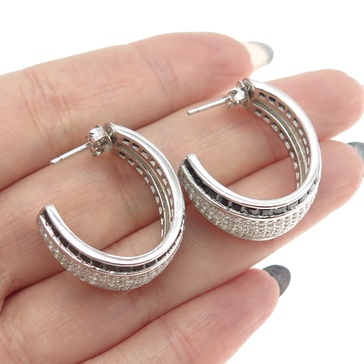 925 Sterling Silver Multi-Cut Black & White C Z Wide Hoop Earrings