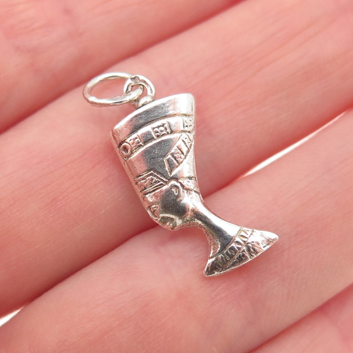 925 Sterling Silver Vintage Egyptian Nefertiti Mini Charm Pendant