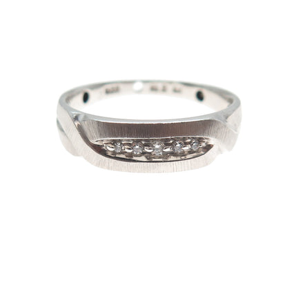 925 Sterling Silver Round-Cut C Z Modernist Ring Size 11.25