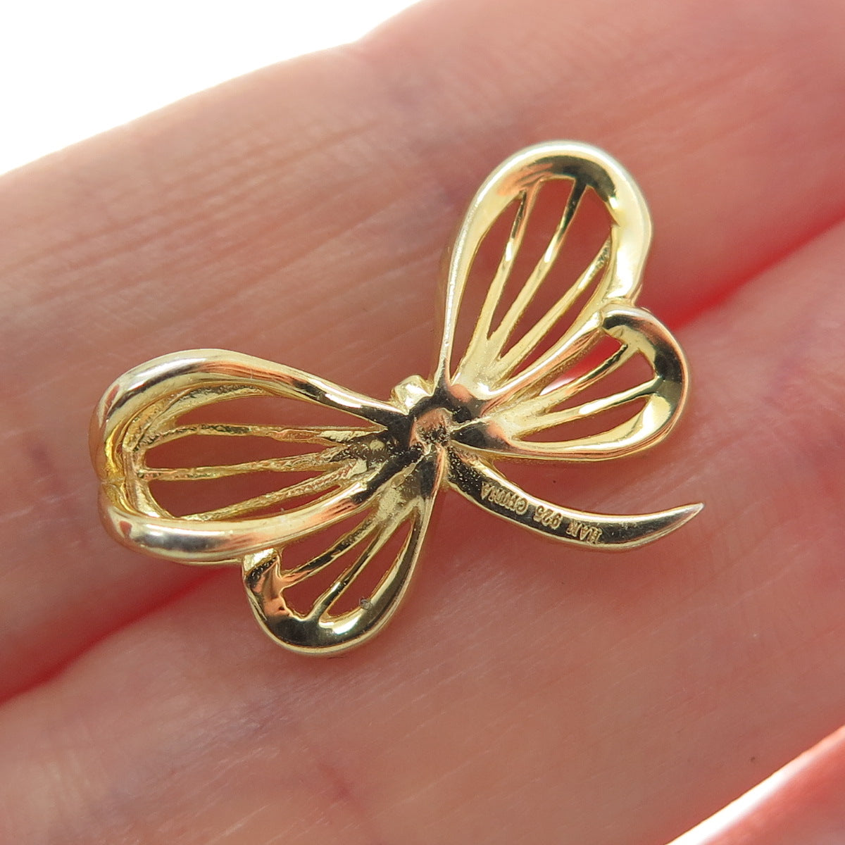 HAN Sterling Silver Gold Plated Real Round-Cut Diamond Butterfly Mini Pendant