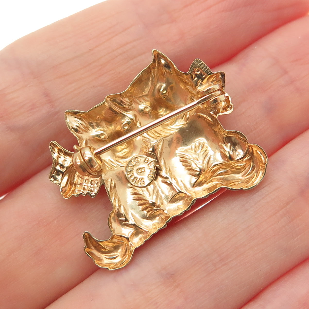 BEAU 925 Sterling Silver Gold Plated Vintage Dog Twins Repousse Pin Brooch