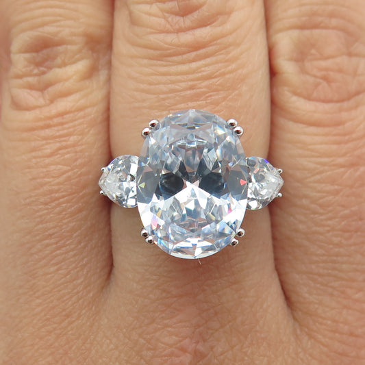 925 Sterling Silver Oval Heart & Round-Cut C Z Engagement Ring Size 8.25