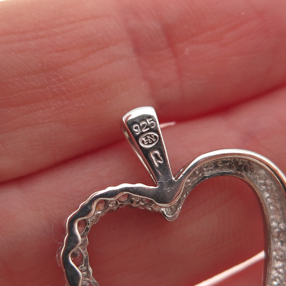 HN Heng Ngai 925 Sterling Silver Round-Cut C Z Heart Charm Pendant