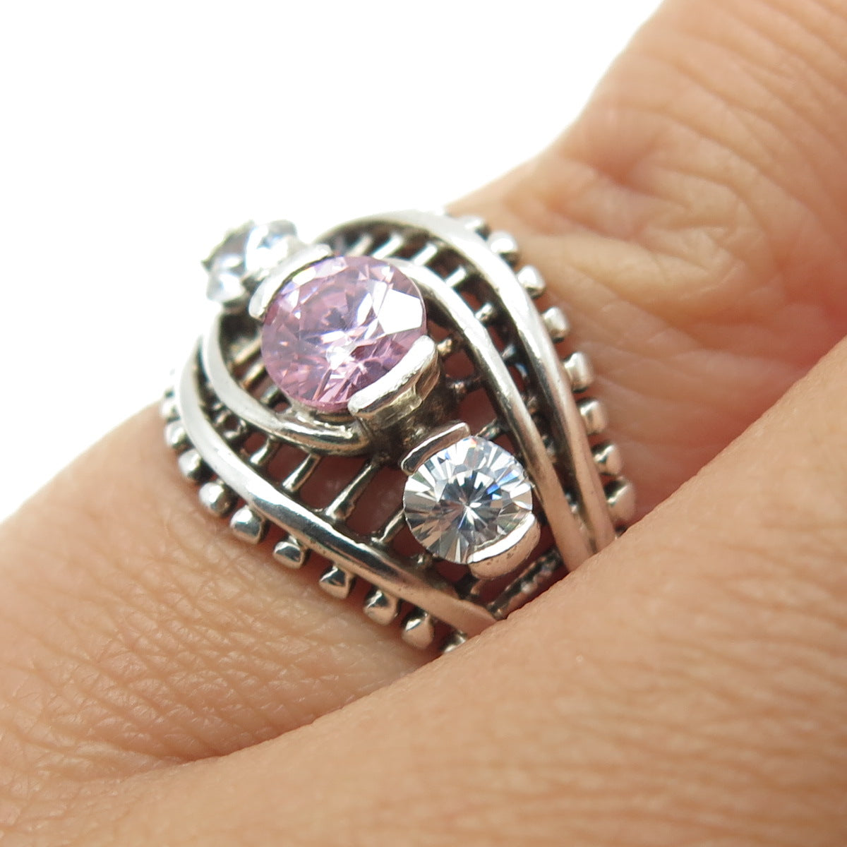 925 Sterling Silver Vintage Round-Cut Pink & White C Z Ring Size 5.25