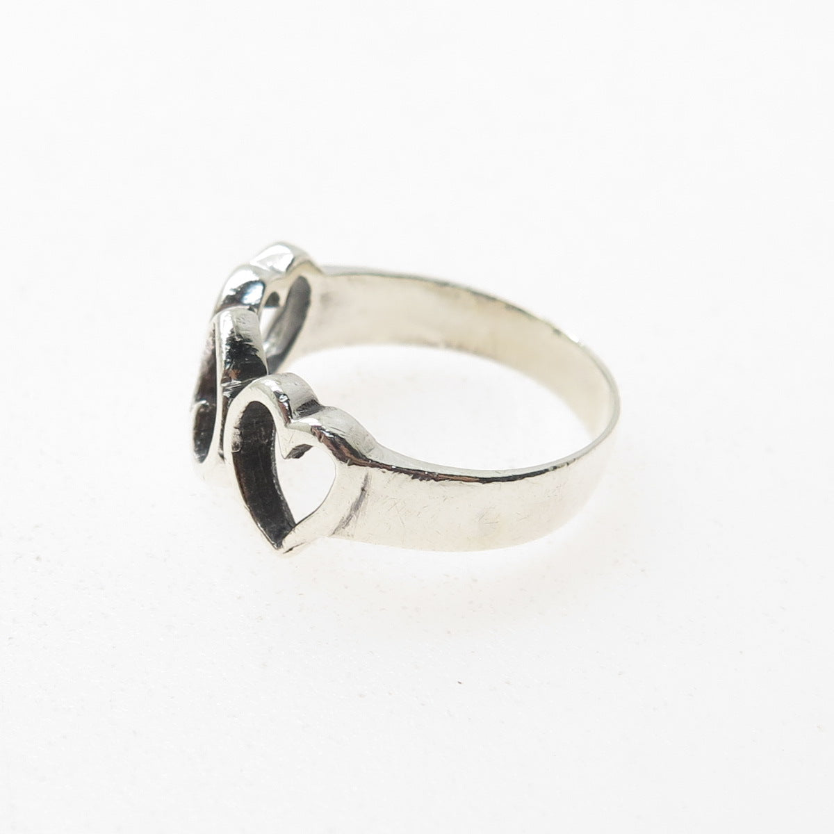 925 Sterling Silver Vintage Triple Heart Oxidized Ring Size 6.75