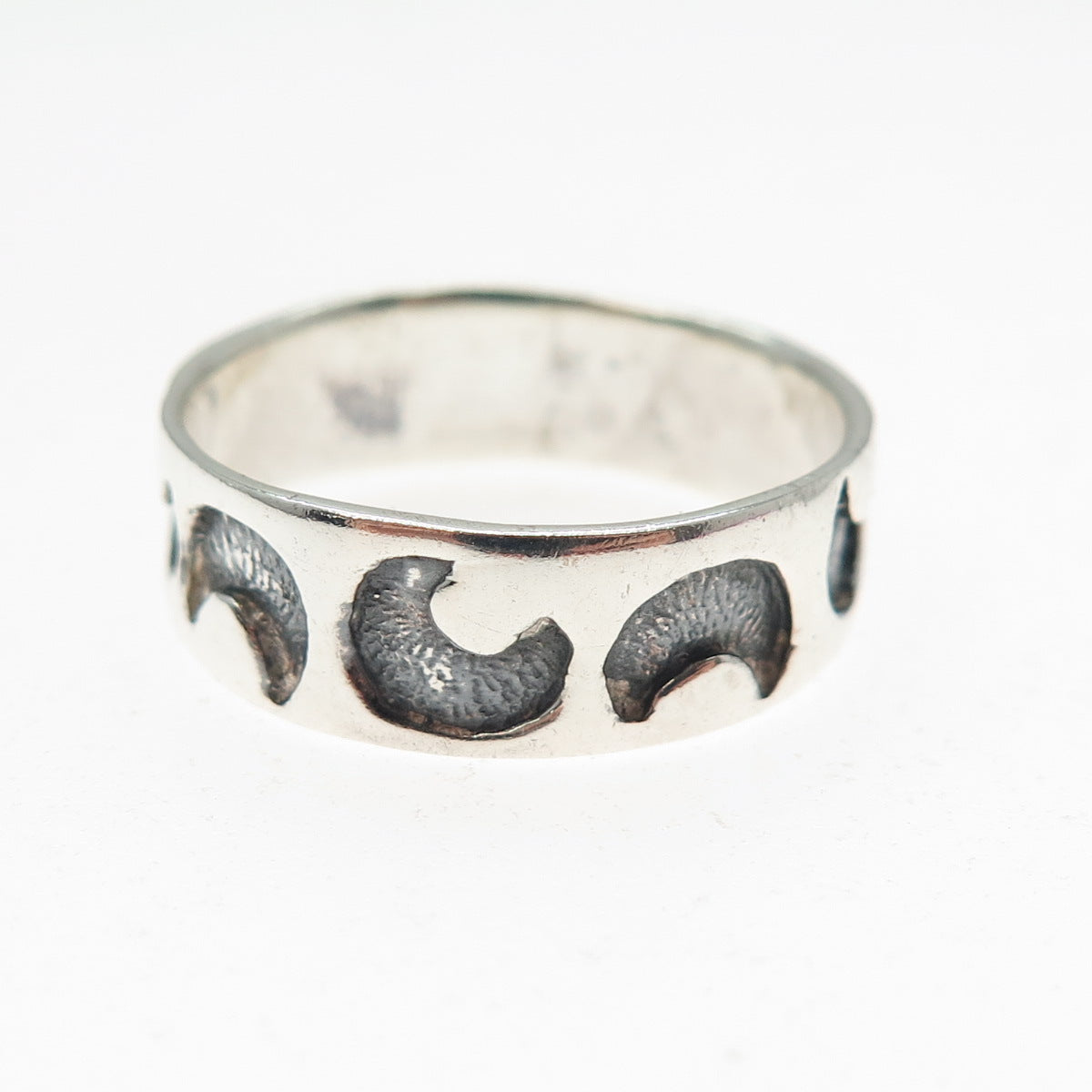 925 Sterling Silver Vintage Crescent Moon Band Ring Size 10.25
