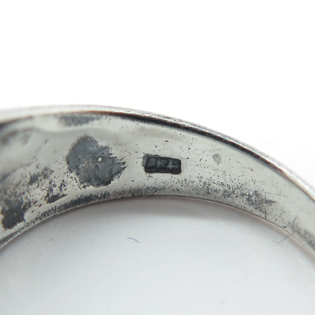 925 Sterling Silver Vintage Ribbed Ring Size 7