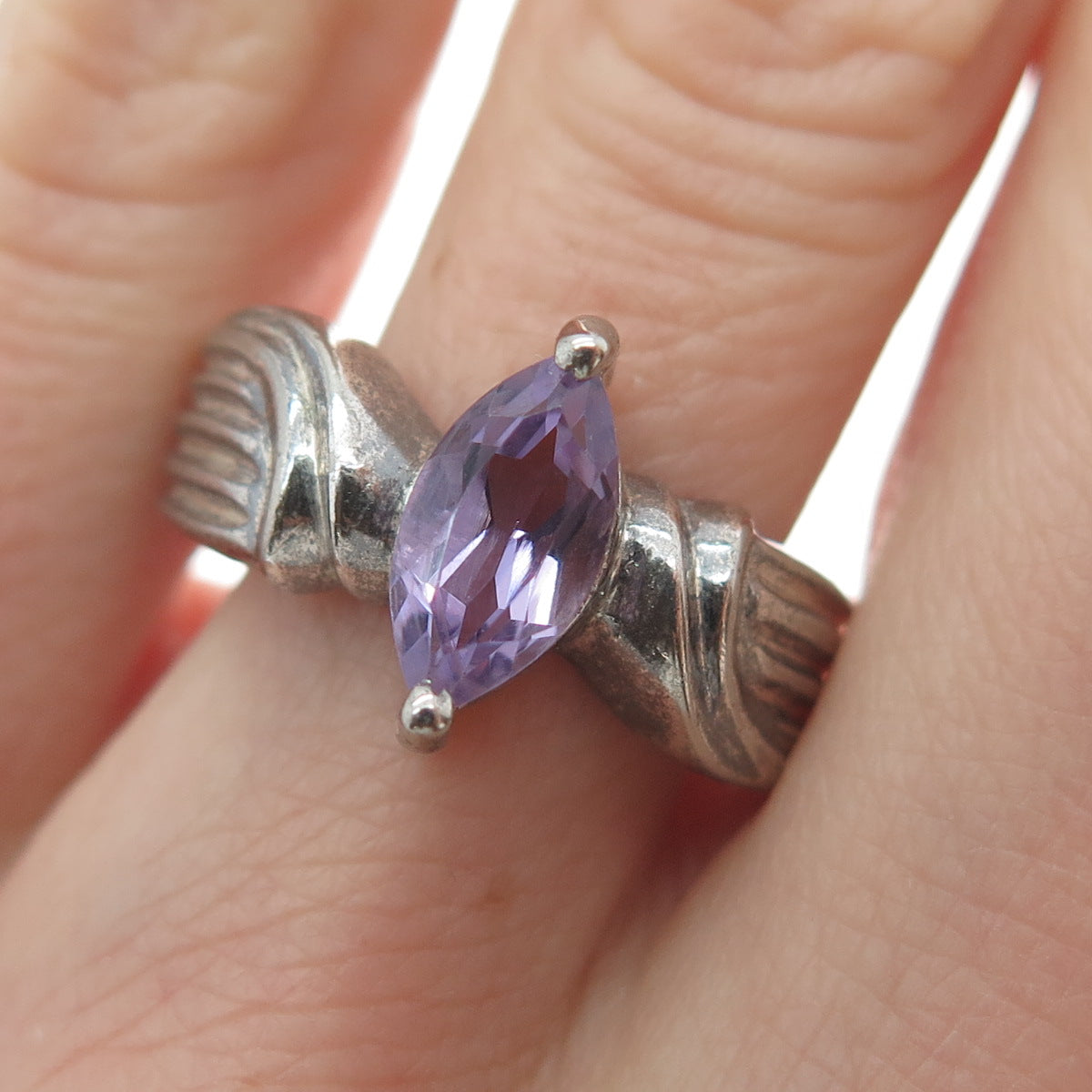 MONICA JAIN 925 Sterling Silver Vintage Amethyst Gem Ribbed Oxidized Ring Size 8
