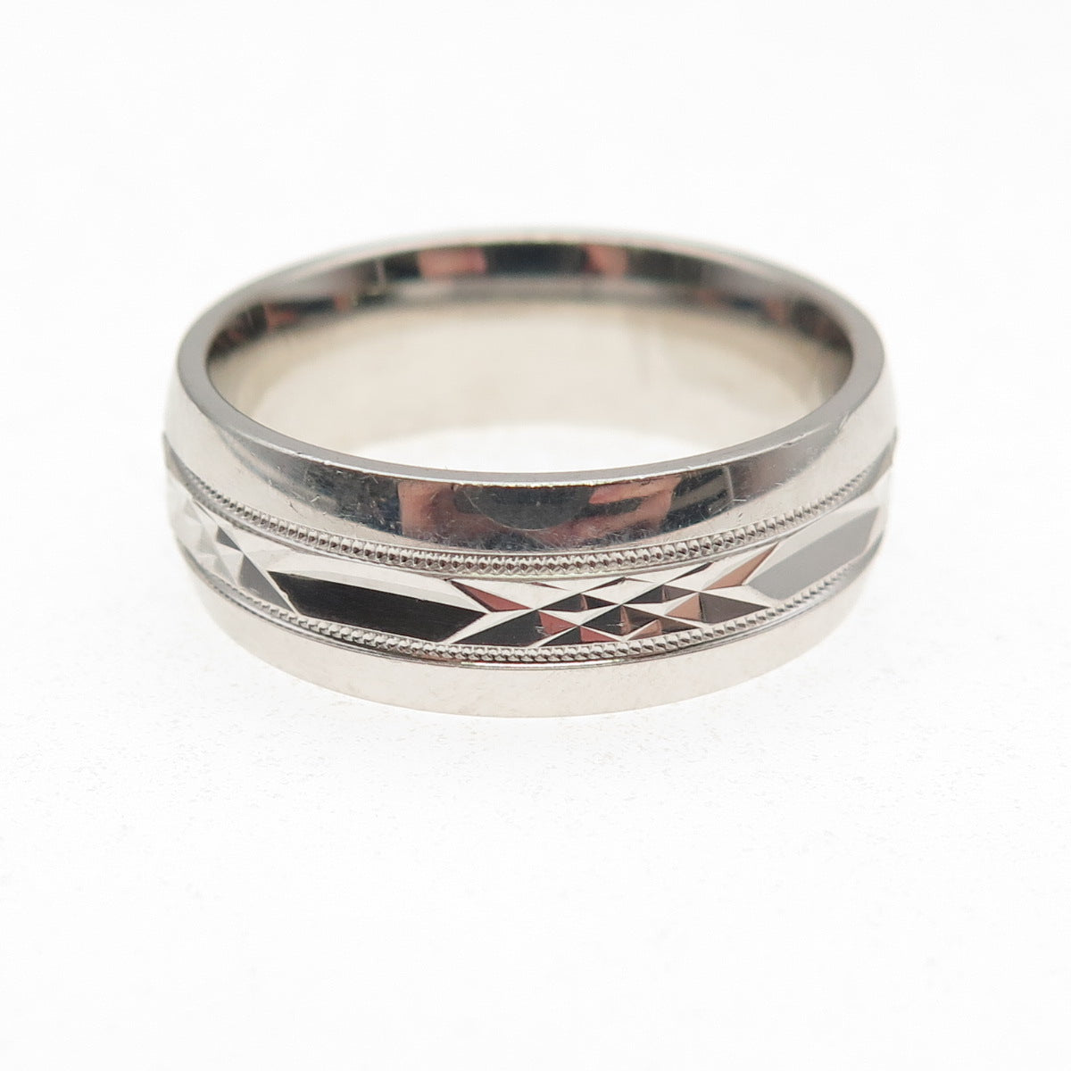 925 Sterling Silver Diamond-Cut Band Ring Size 11