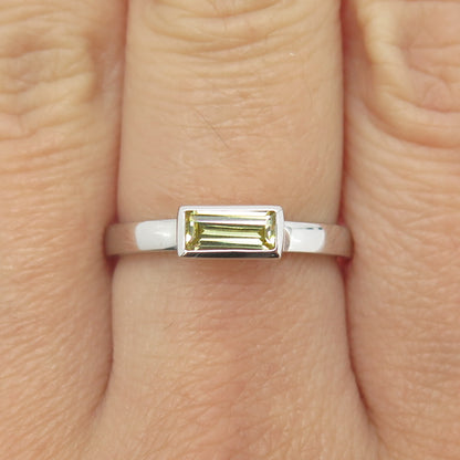 925 Sterling Silver Baguette-Cut Shaped Green C Z Ring Size 7.75